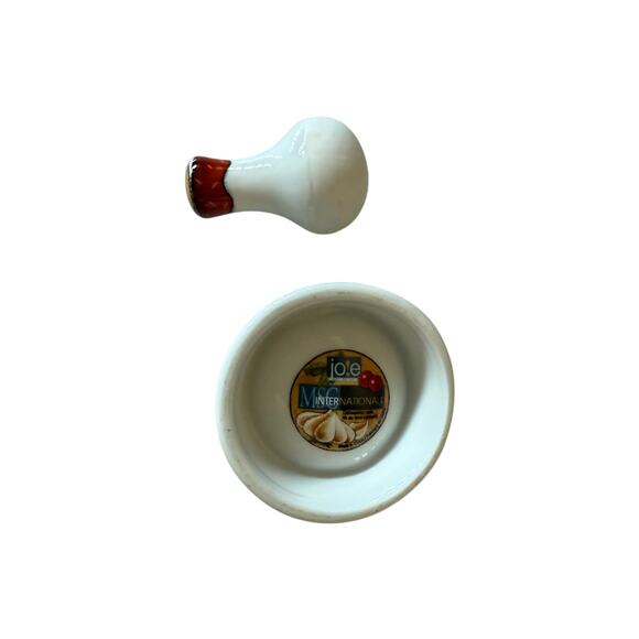 MSC International Inc. Jo!e Spice Mortar And Pestle - Manual Food Spice Grinder - Picture 4 of 13